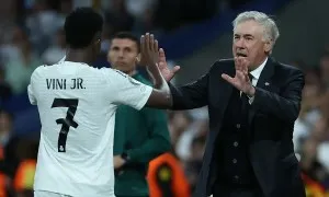 Ancelotti: 'Vinicius không buồn vì mất Quả Bóng Vàng' Ancelotti: 'Vinicius không buồn vì mất Quả Bóng Vàng'
