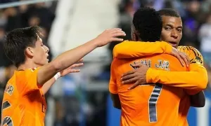 Real tìm ra lời giải cho Mbappe?