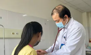 Bé hai tháng tuổi mắc giang mai Bé hai tháng tuổi mắc giang mai