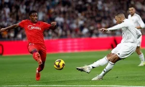 Mbappe so thế nào với Ronaldo trong nửa mùa đầu tại Real