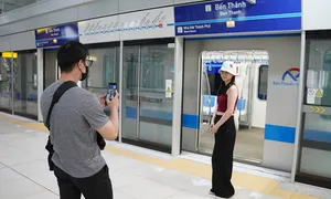 7 hành động văn minh khi đi metro mùa cao điểm 7 hành động văn minh khi đi metro mùa cao điểm