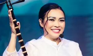 Phương Thanh hát cải lương tại show 'Chị đẹp đạp gió' Phương Thanh hát cải lương tại show 'Chị đẹp đạp gió'