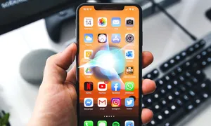 iPhone bỗng dưng xuất hiện giọng nói 'lạ'