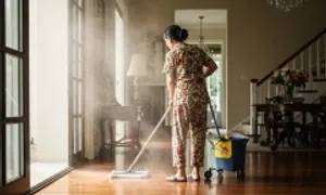 U60 bỏ quê ra phố làm ôsin tháng 'kiếm nhẹ' 10 triệu đồng U60 bỏ quê ra phố làm ôsin tháng 'kiếm nhẹ' 10 triệu đồng