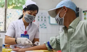 Ca Covid tăng nhẹ, TP HCM khuyến cáo đeo khẩu trang nơi đông người Ca Covid tăng nhẹ, TP HCM khuyến cáo đeo khẩu trang nơi đông người