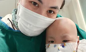 Cậu bé một tuổi vượt qua lời nguyền chết sớm nhờ ghép tế bào gốc Cậu bé một tuổi vượt qua lời nguyền chết sớm nhờ ghép tế bào gốc